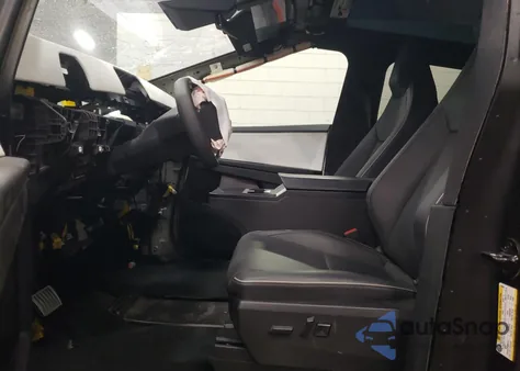 2024 Tesla Cybertruck from USA, damaged, VIN 7G2CEHEDXRA010522